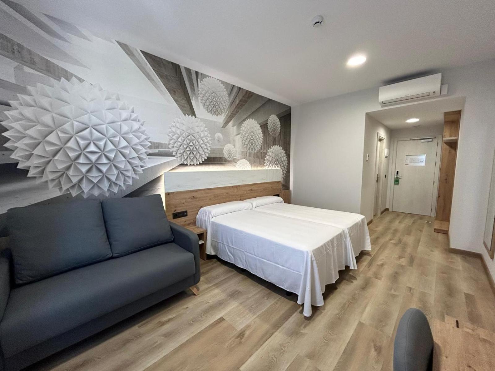 Hotel Javalambre La Puebla De Valverde Exteriör bild